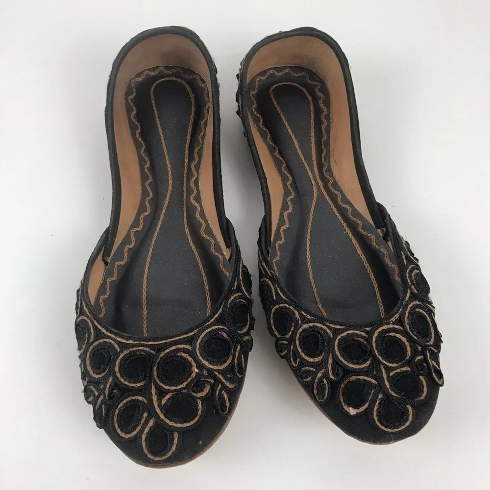 Black Color Embroidered Handcrafted Khussa Size 8